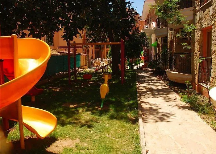 Hotel apartamentowy Club Dena 3*