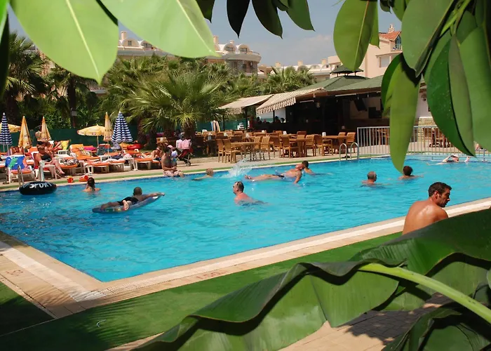 Club Dena Hotel apartamentowy 3*
