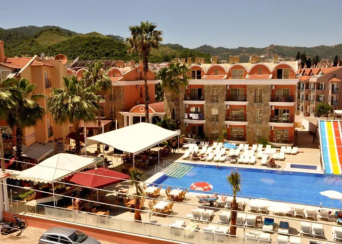 Hotel apartamentowy Club Dena 3*
