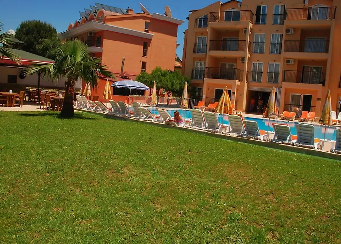 Club Dena Hotel apartamentowy