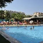 Aparthotel Club Dena