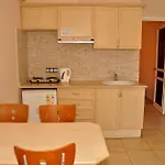 Club Dena Lejlighedshotel 3*