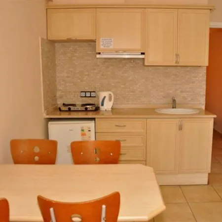 Club Dena Мармарис