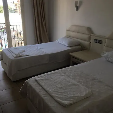 Апарт-отель Club Dena