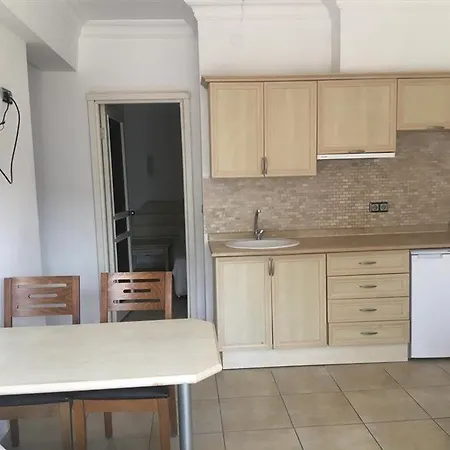 アパートホテル Club Dena 3*